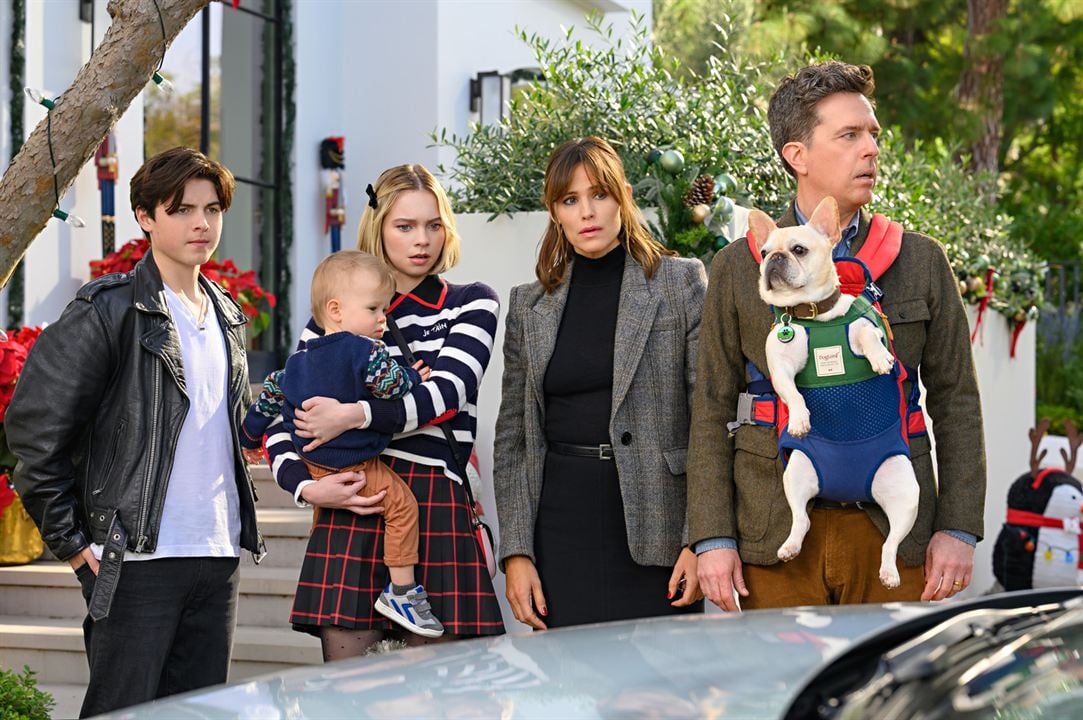 Familia revuelta : Foto Ed Helms, Brady Noon, Jennifer Garner, Emma Myers