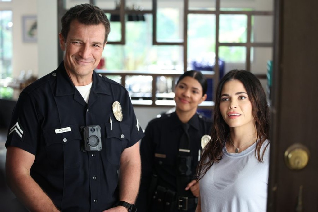 The Rookie : Foto Nathan Fillion, Jenna Dewan, Lisseth Chavez