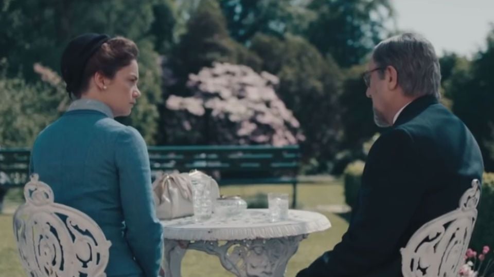 Mrs. Wilson Tráiler VO Tráiler Mrs. Wilson