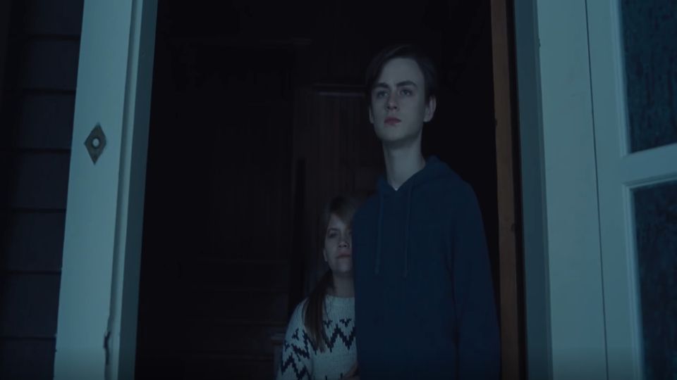 Tráiler de la película La cabaña siniestra - La cabaña siniestra Tráiler VO - SensaCine.com